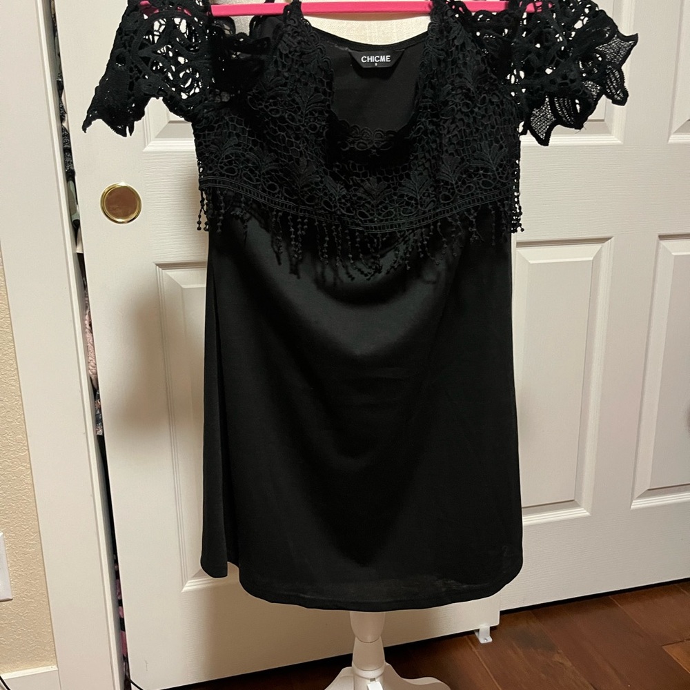 CHICME Black Cold Shoulder Dress with Lace Accents